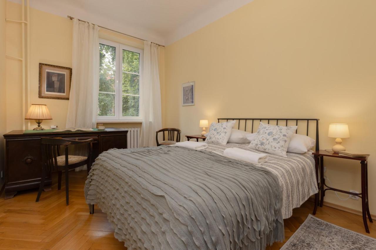Warsaw New Town Square Apartment For 5 Guests By Noclegi Renters Extérieur photo